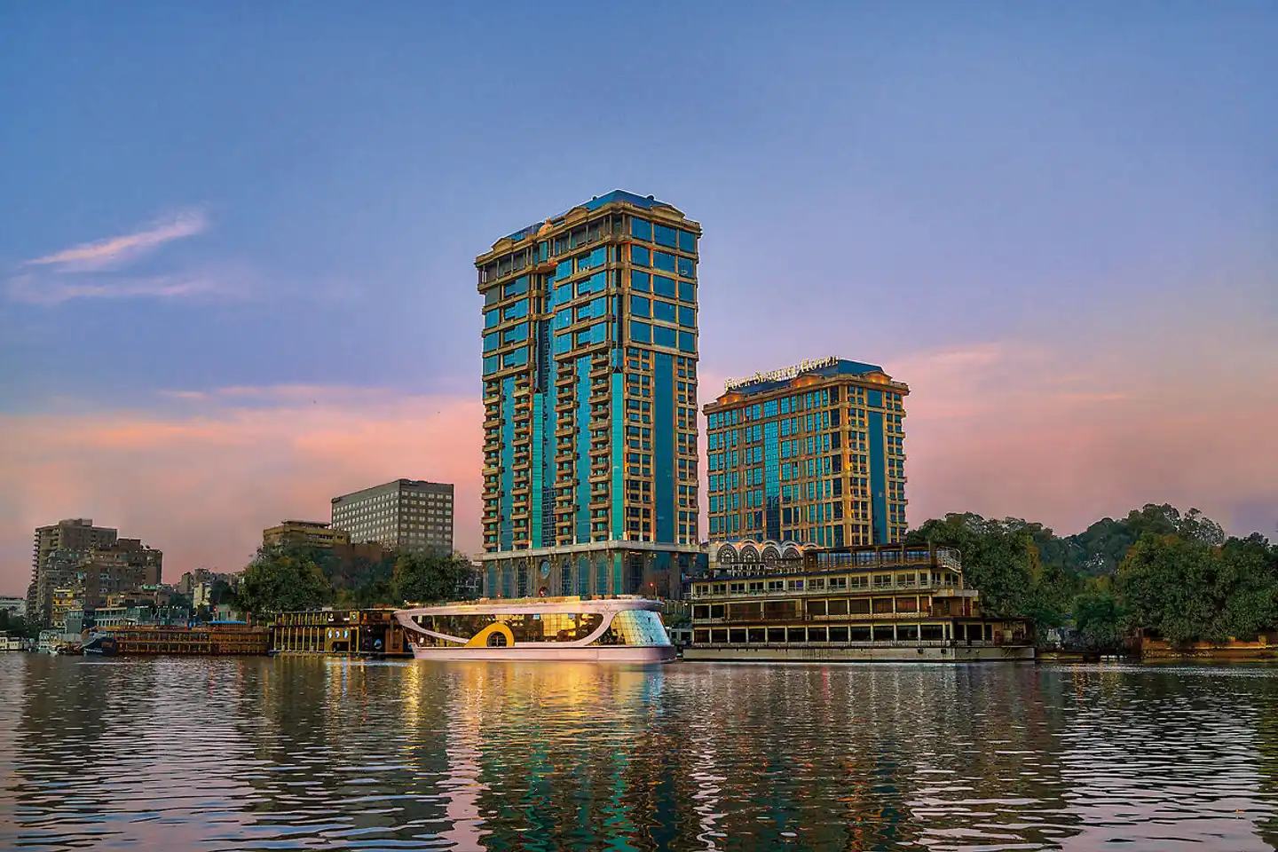 Four Seasons Hotel Cairo at The First Residence Sport und Entertainment