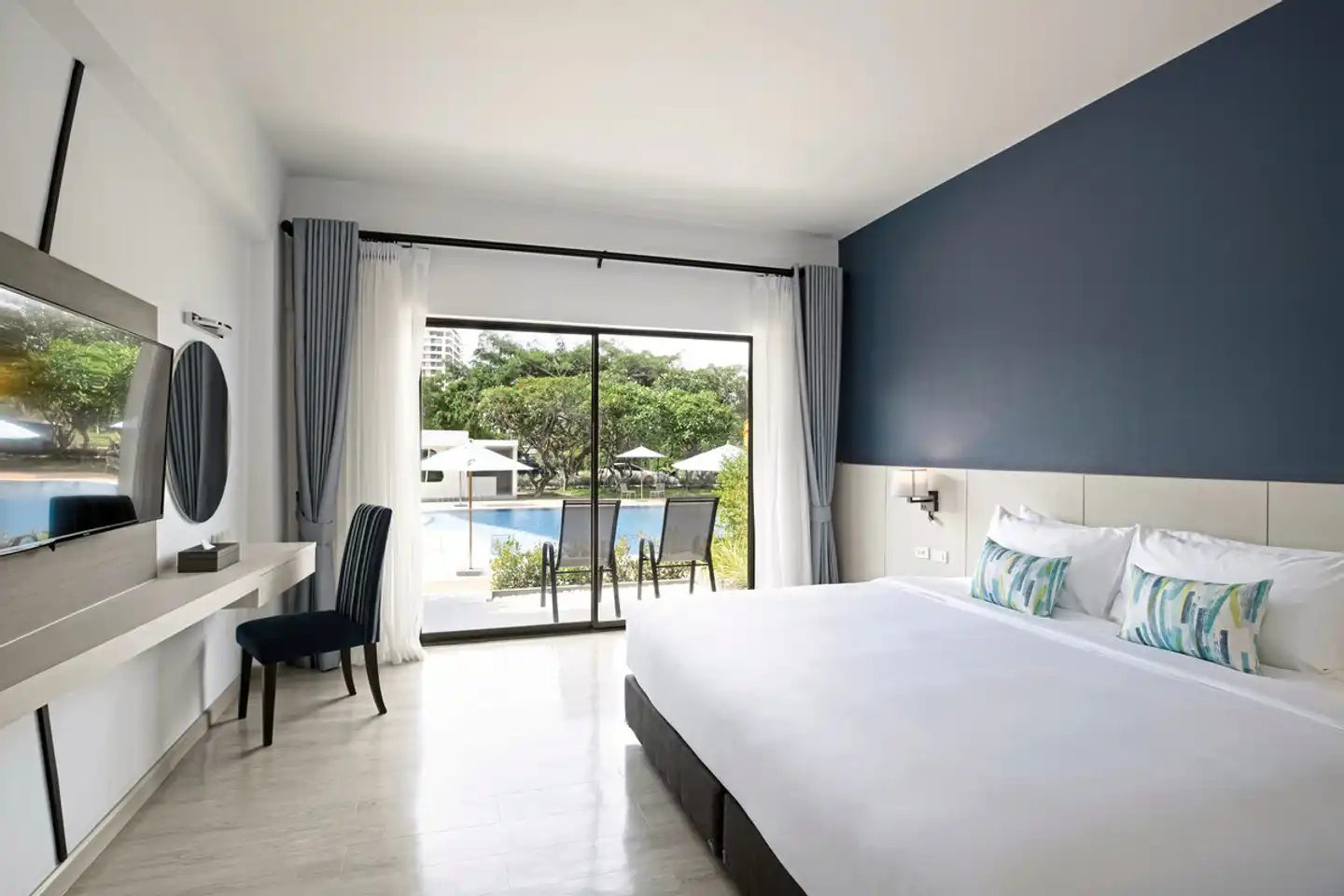 Centara Life Cha-Am Beach Resort Hua Hin Wohnbeispiel