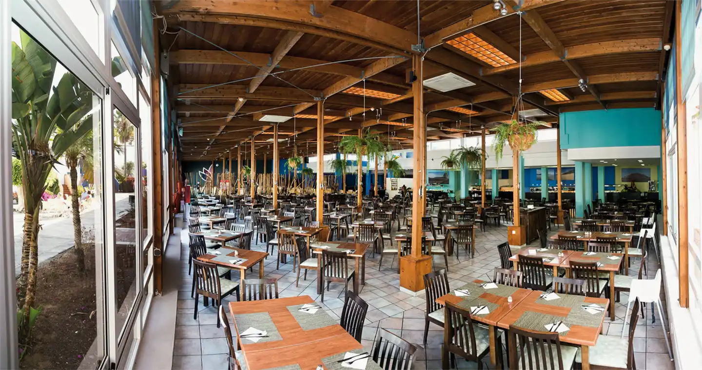LIVVO Morromar Restaurant