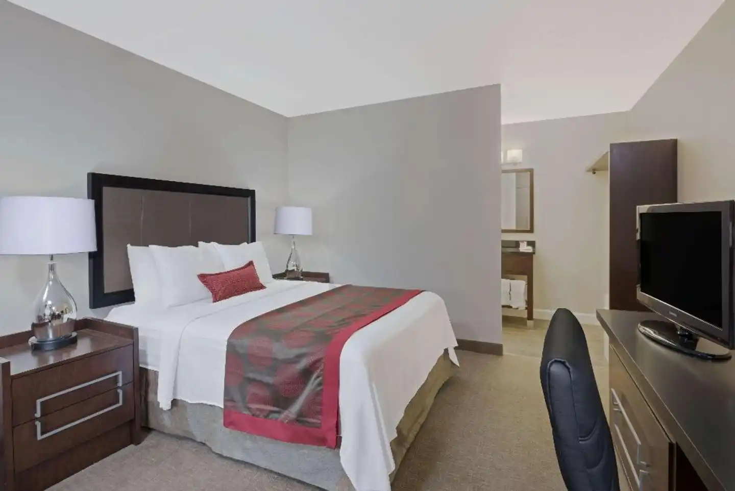 Ramada by Wyndham Boston Wohnbeispiel