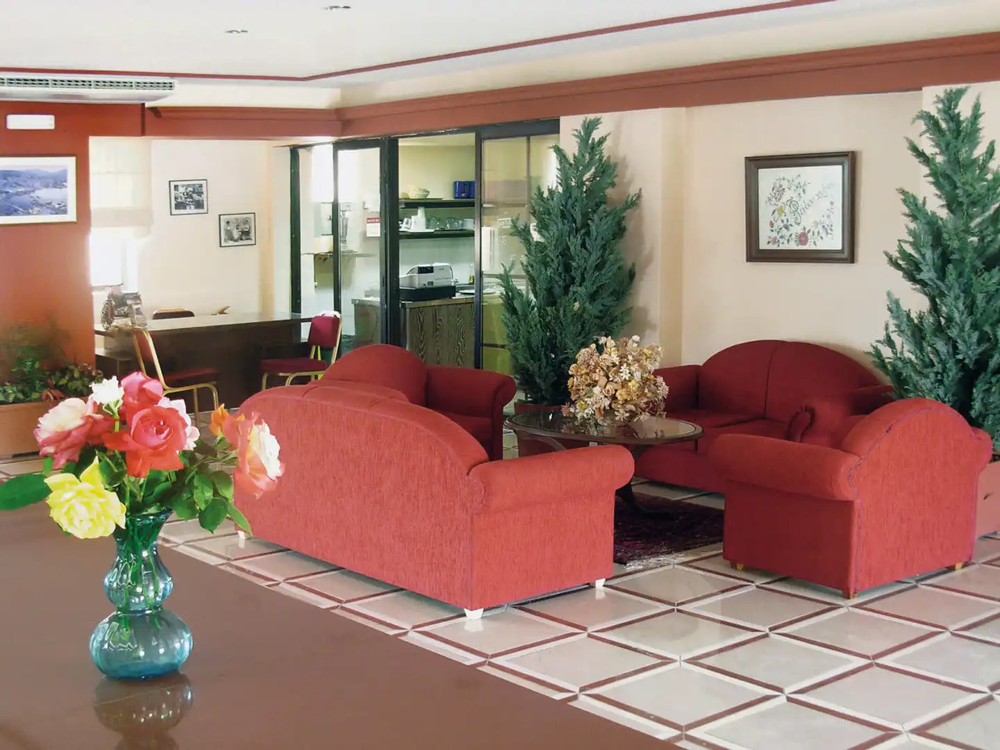 Hotel Seven Stars Lobby
