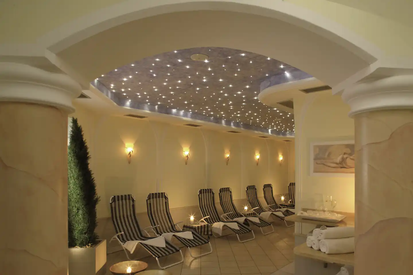 Sonnenburg Lobby