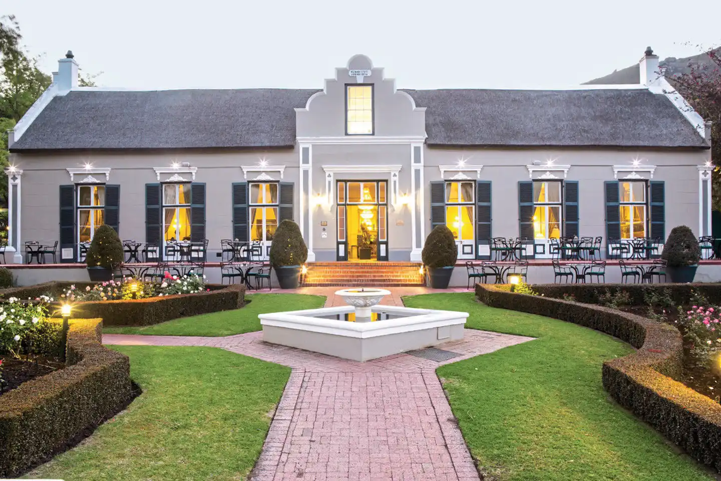 Grande Roche Hotel Aussenansicht