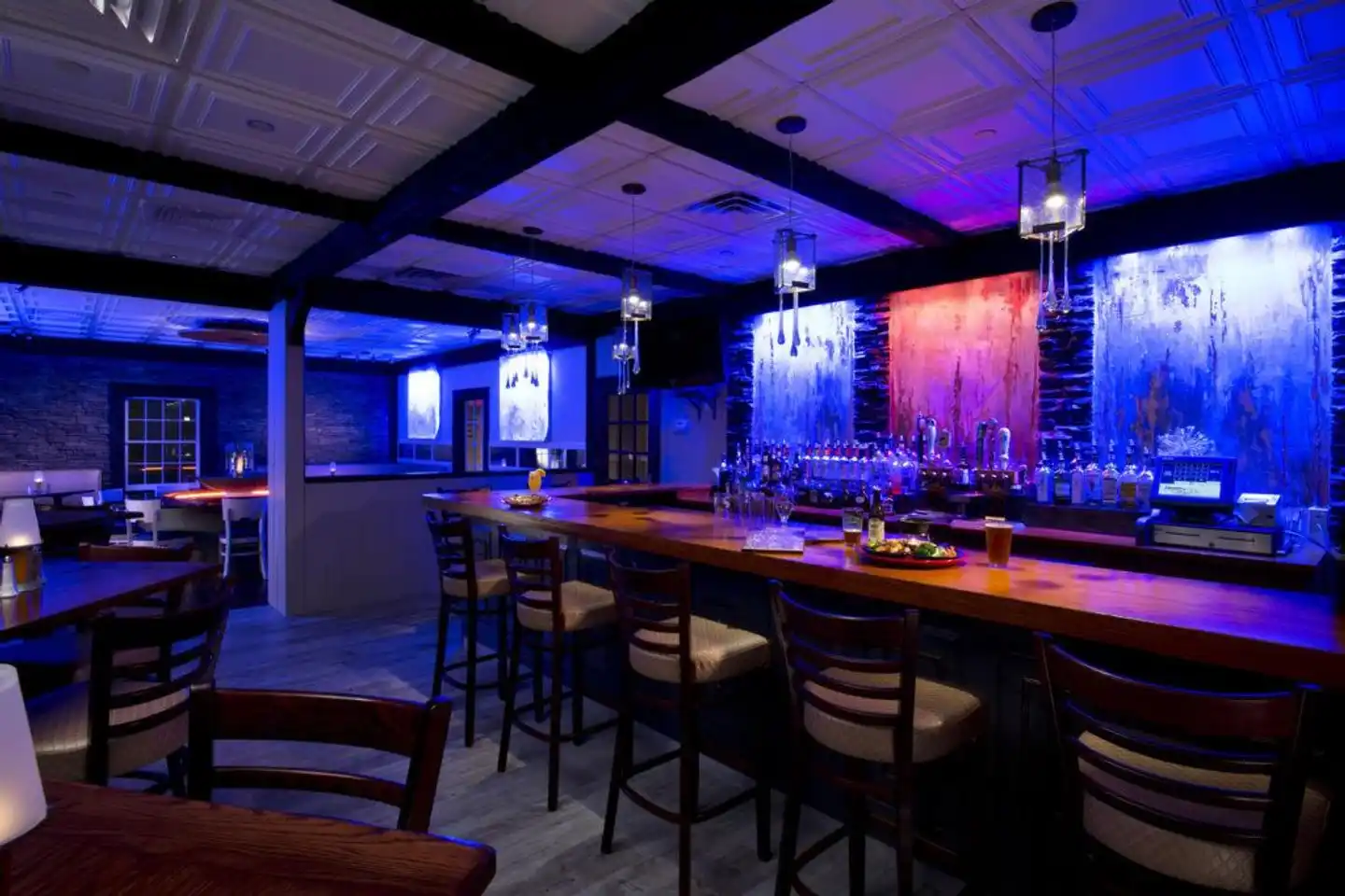 John Carver Inn & Spa Bar