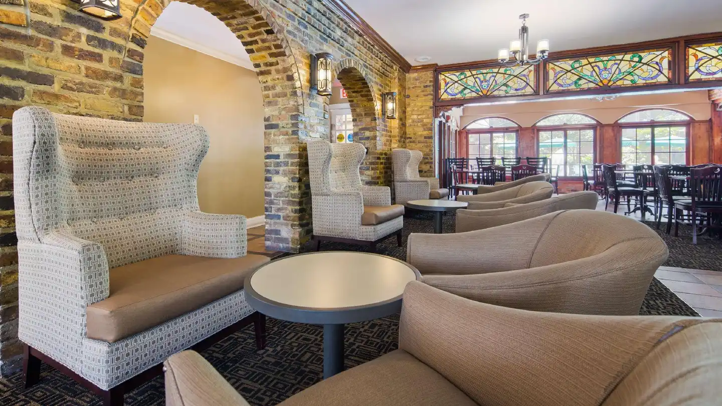 Best Western Plus Landmark French Quarter Lobby