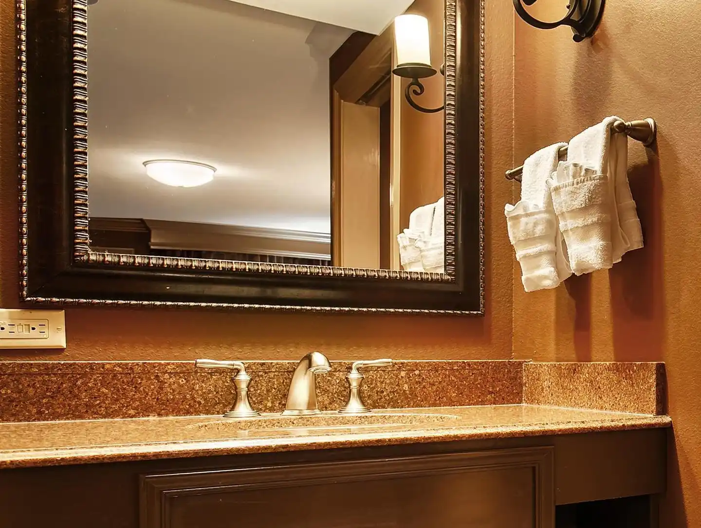 Best Western Plus Landmark French Quarter Badezimmer