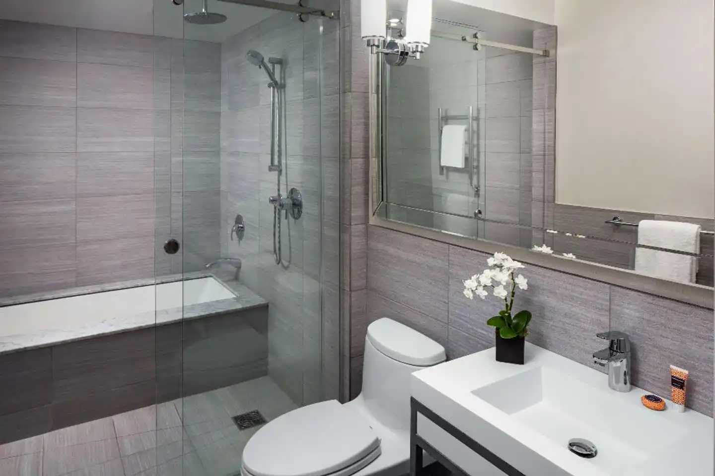 Park South Hotel Badezimmer