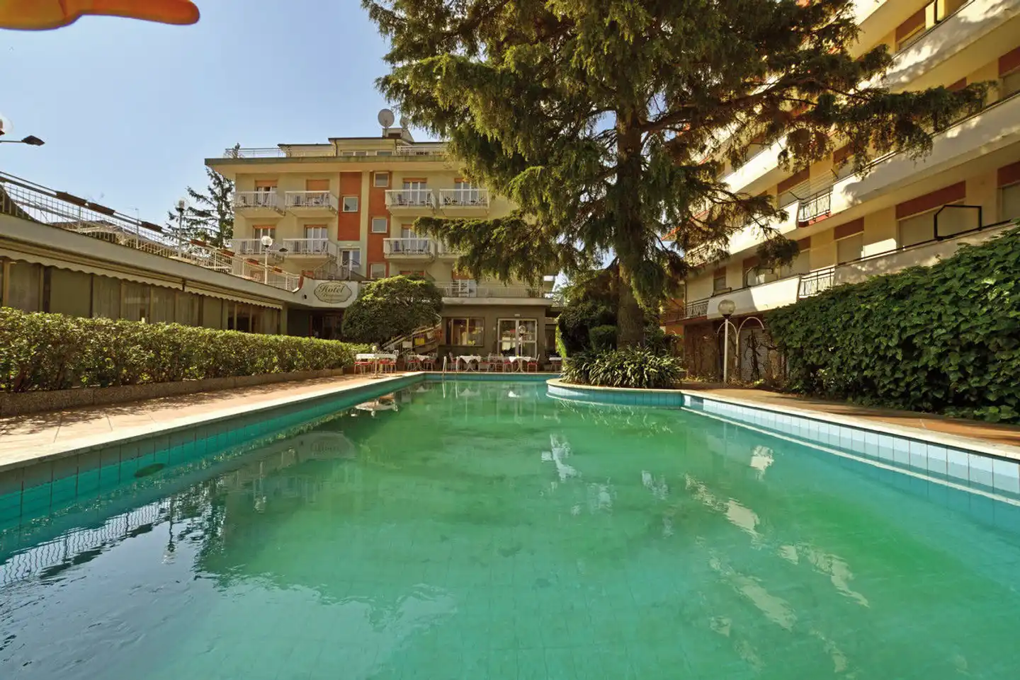 Bergamo Mare Pool