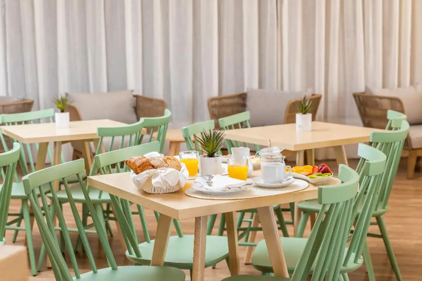 Clube Maria Luisa Restaurant