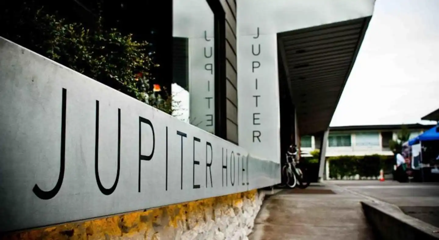 Jupiter Hotel Aussenansicht