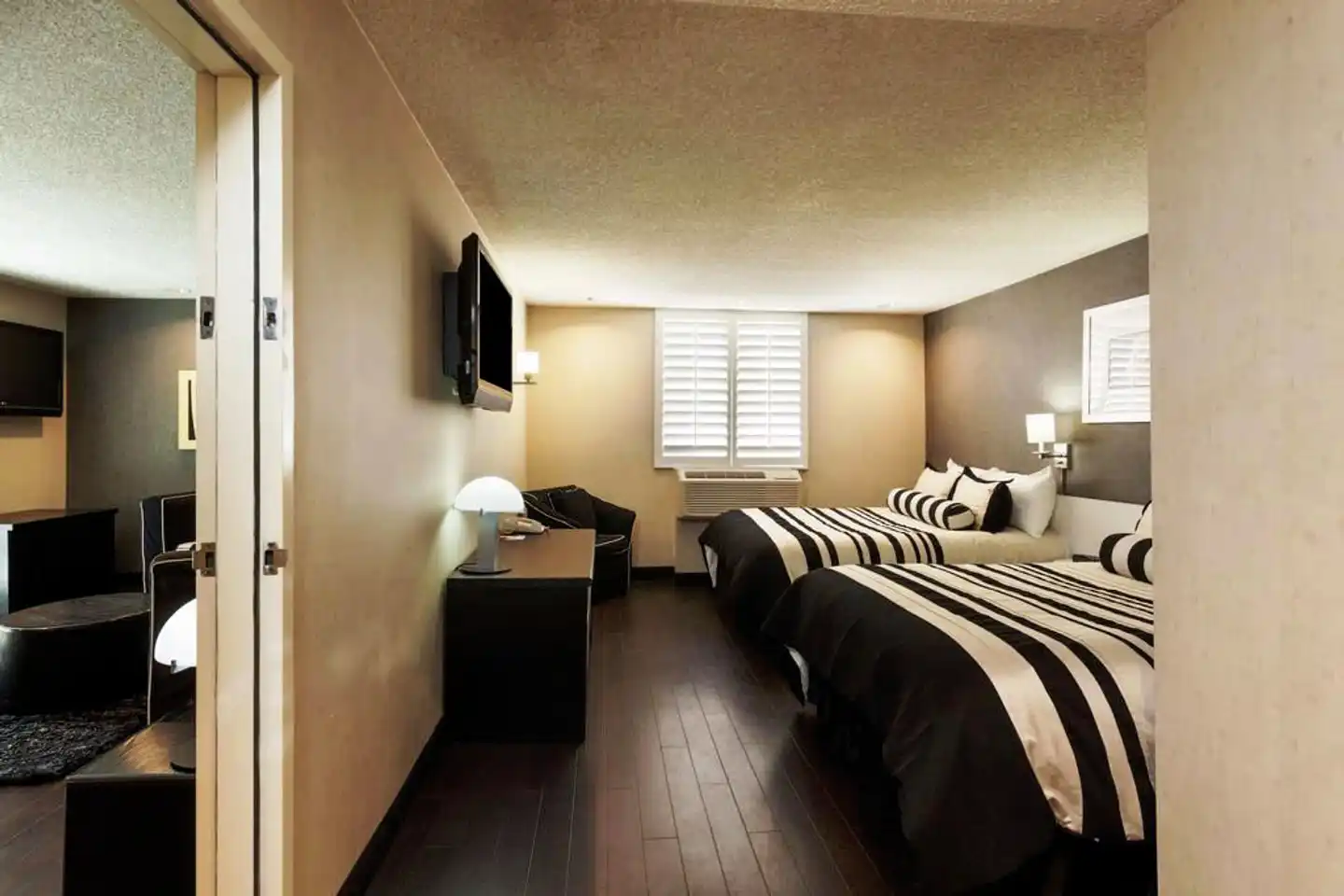 Ramada Plaza West Hollywood Wohnbeispiel