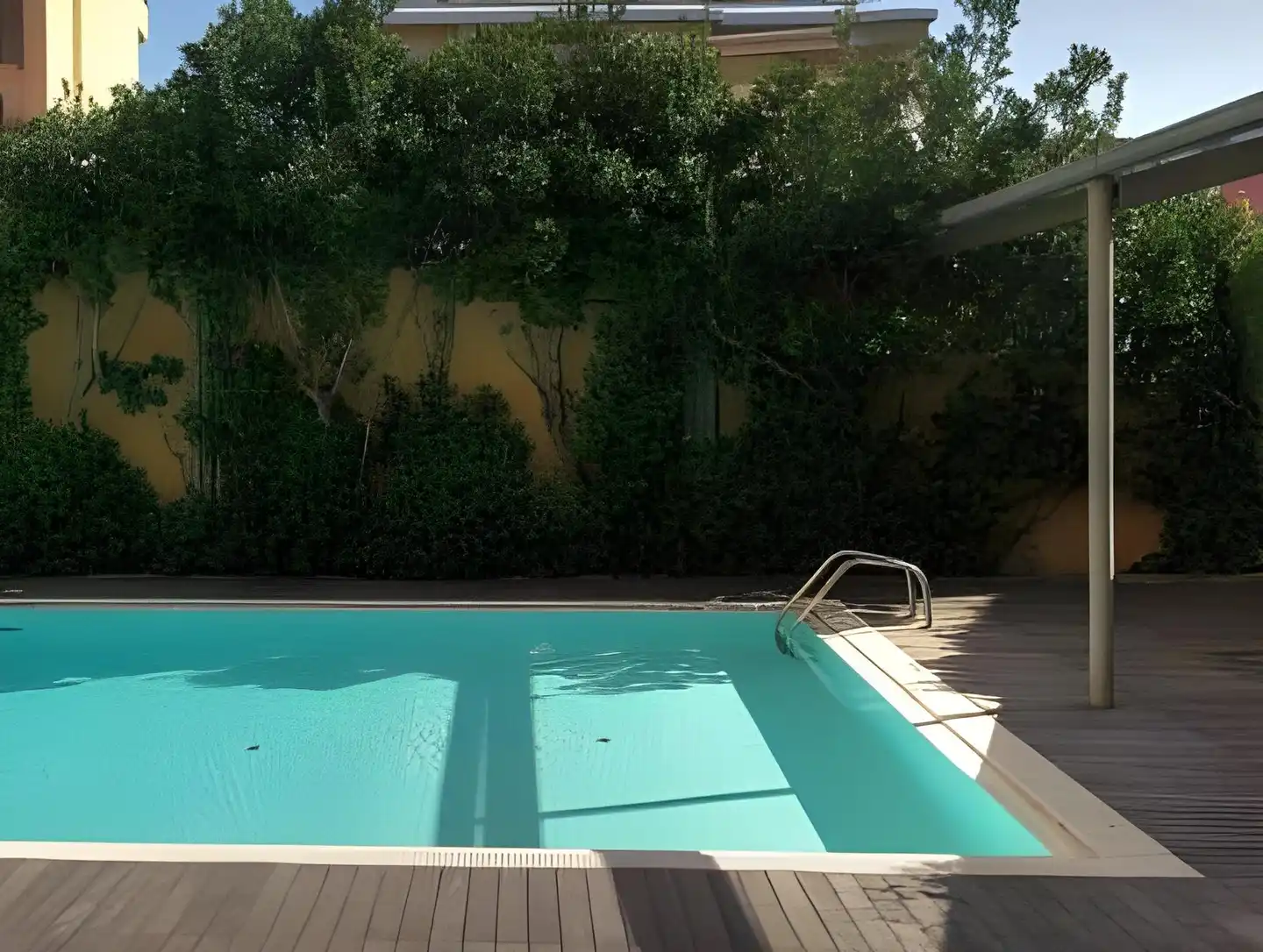 Mistral2 Hotel Pool