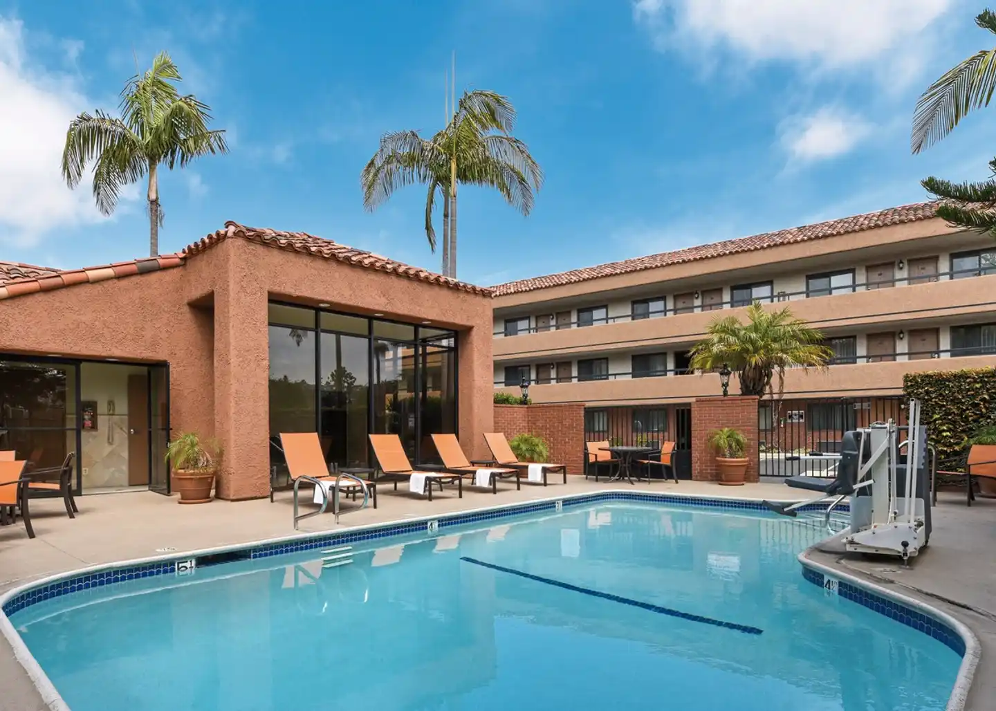Best Western Plus Redondo Beach Inn Pool