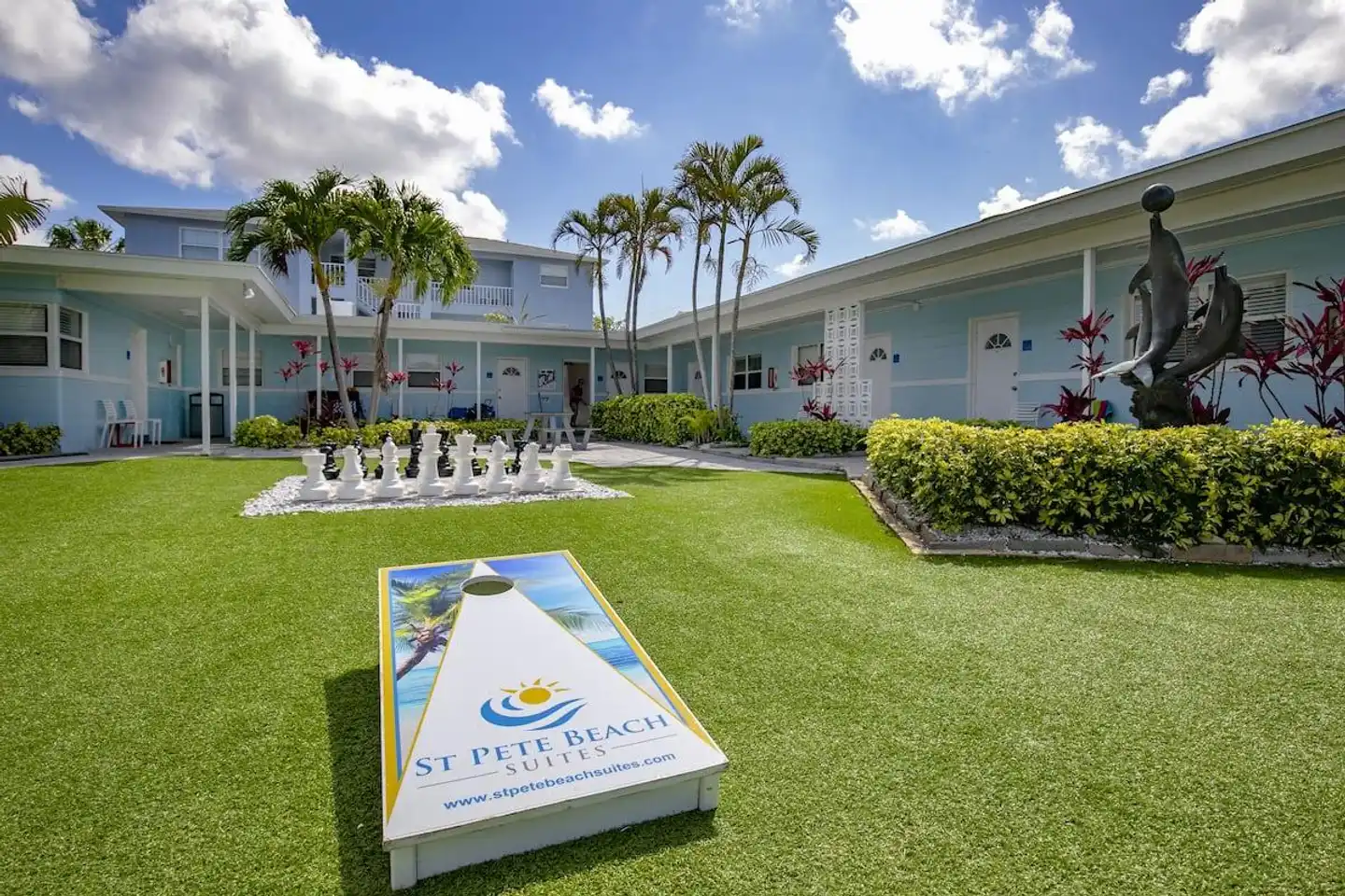 St Pete Beach Suites Garten