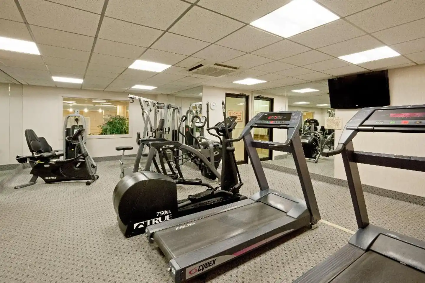 Holiday Inn Portland-By the Bay Sport und Entertainment