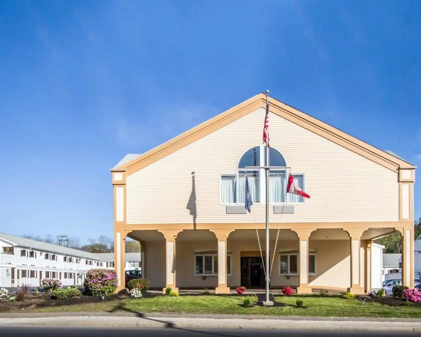 Quality Inn & Suites Aussenansicht