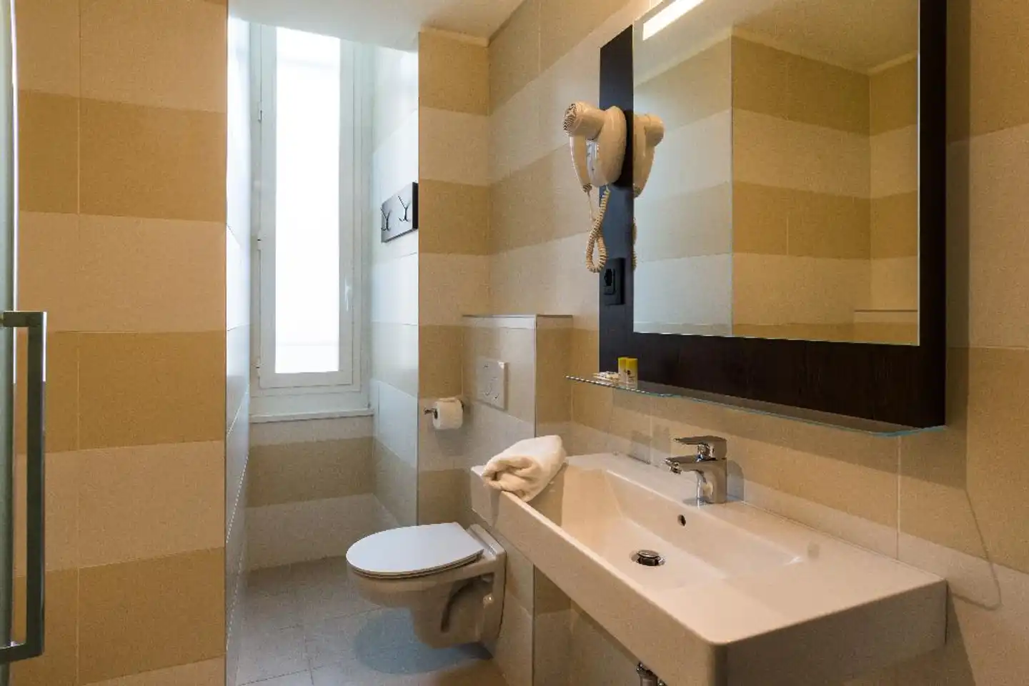 B&B Hotel Genova Badezimmer