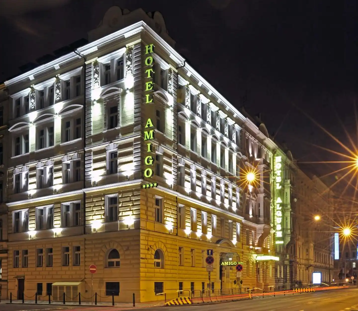 Alqush Downtown Hotel Aussenansicht