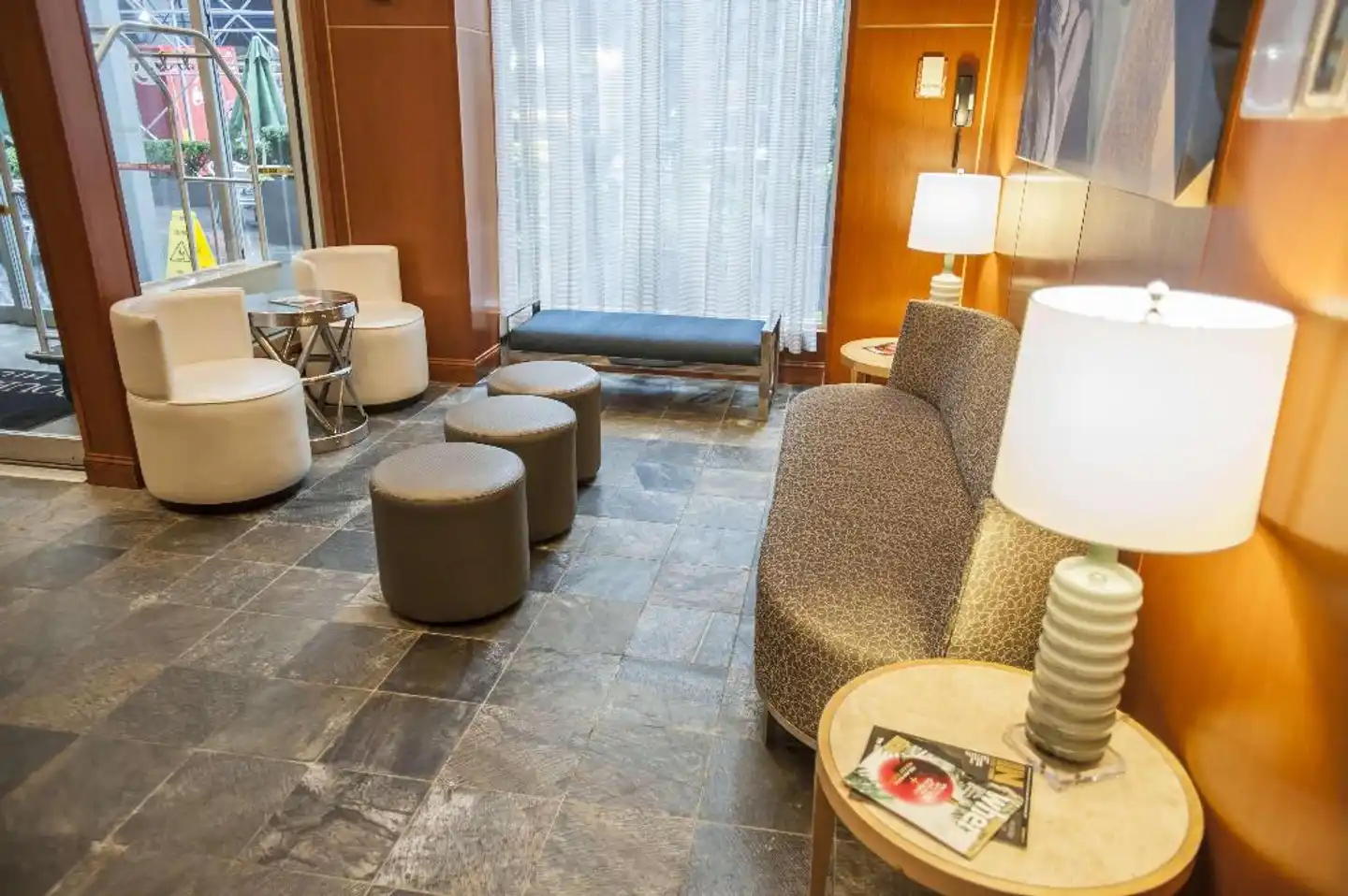 DoubleTree by Hilton Hotel New York City - Chelsea Lobby