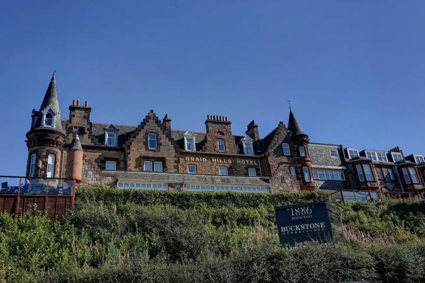 Braid Hills Hotel Aussenansicht