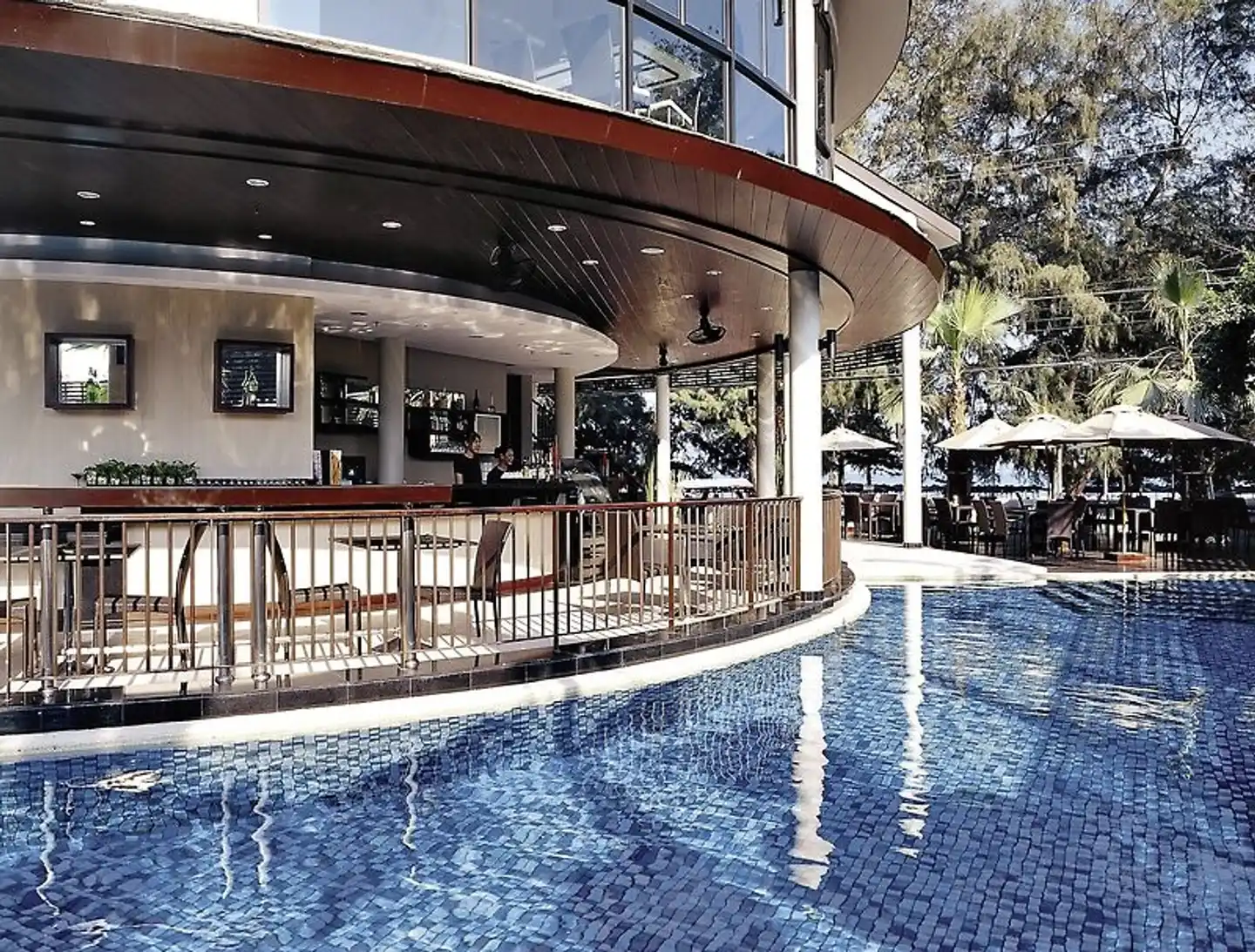 Tara Mantra Cha Am Pool