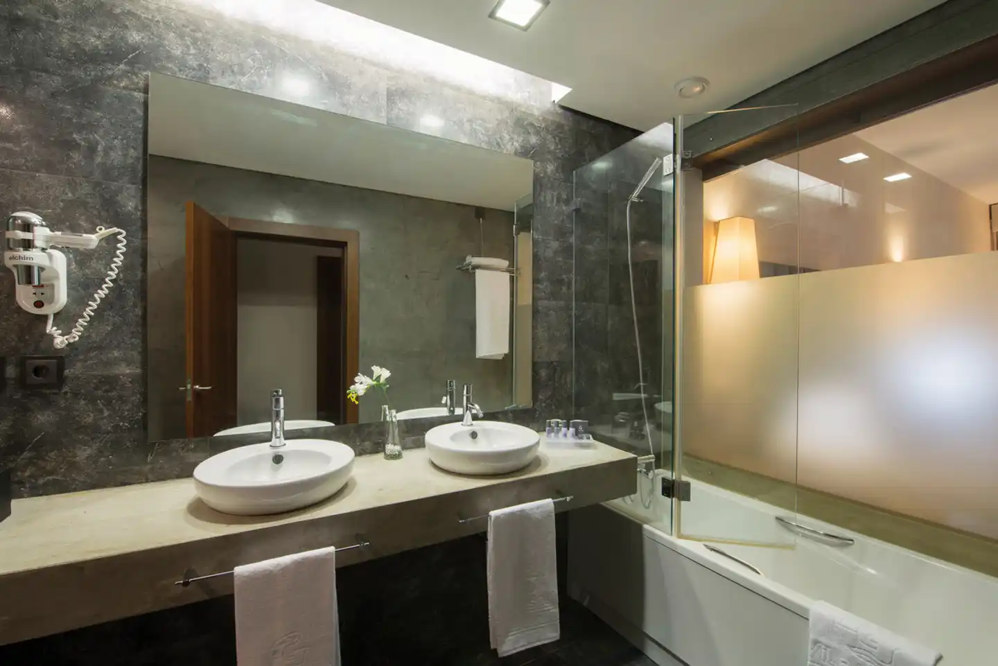 Vila Galé Collection Douro Badezimmer