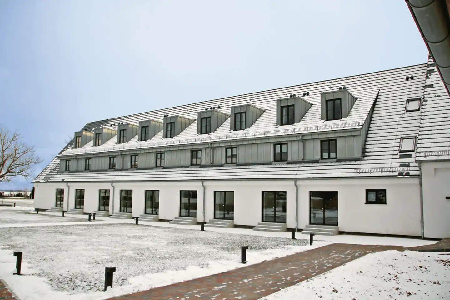 Strandhotel Dranske Aussenansicht