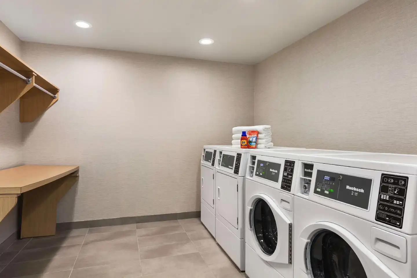 Home2 Suites by Hilton New York Long Island City/ Manhattan View, NY Badezimmer