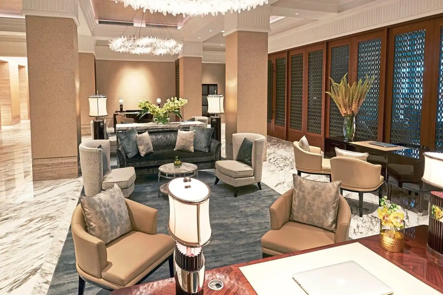 The Capitol Kempinski Lobby