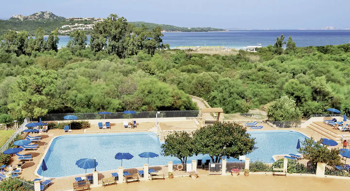 Colonna Beach Hotel & Residence Strand