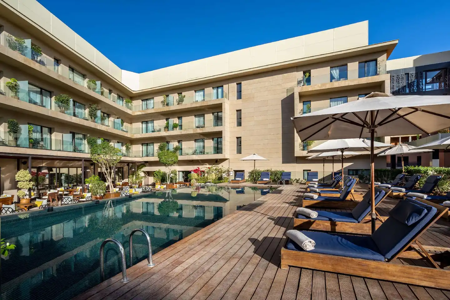 Radisson Blu Hotel, Marrakech Carre Eden Pool