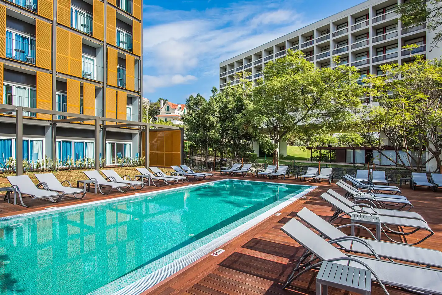 Pestana Casino Studios Pool