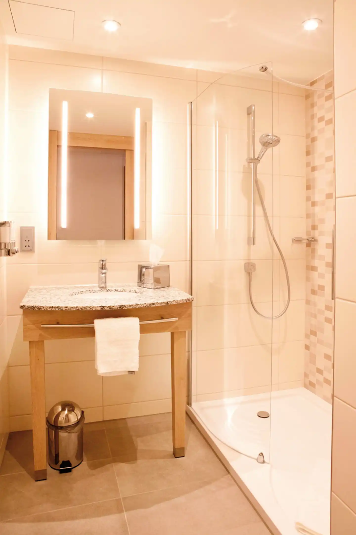 Hampton by Hilton Munich City Center East Badezimmer