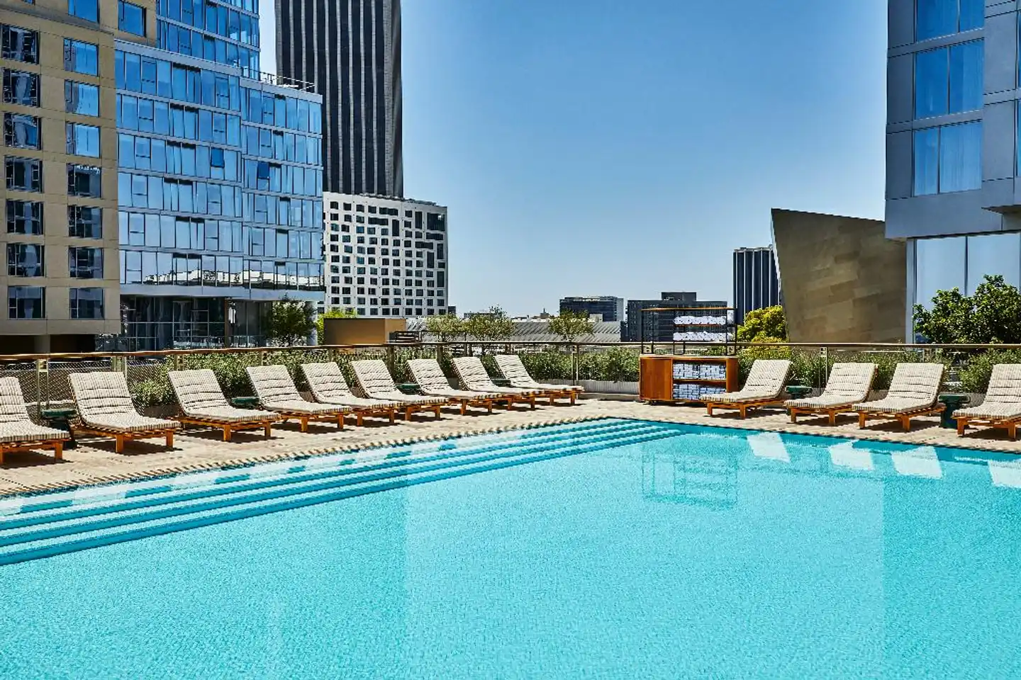 Conrad Los Angeles Pool