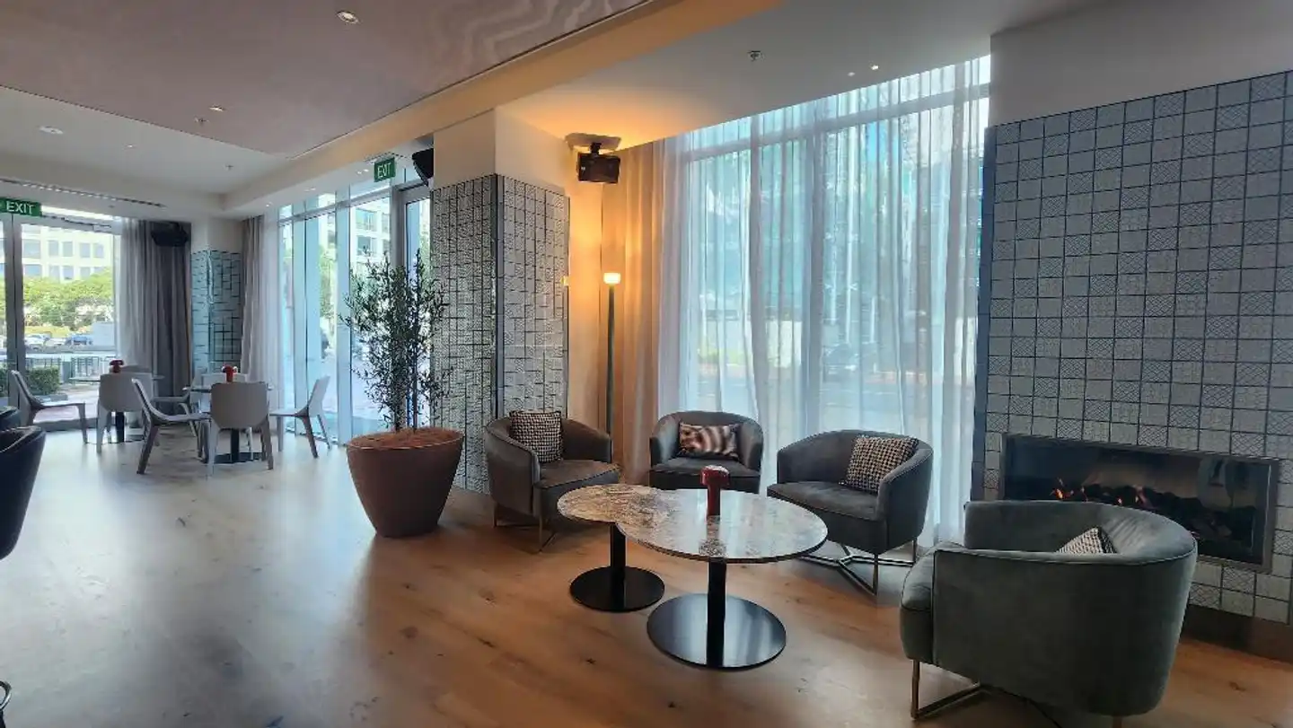 Marsden Viaduct Hotel Lobby