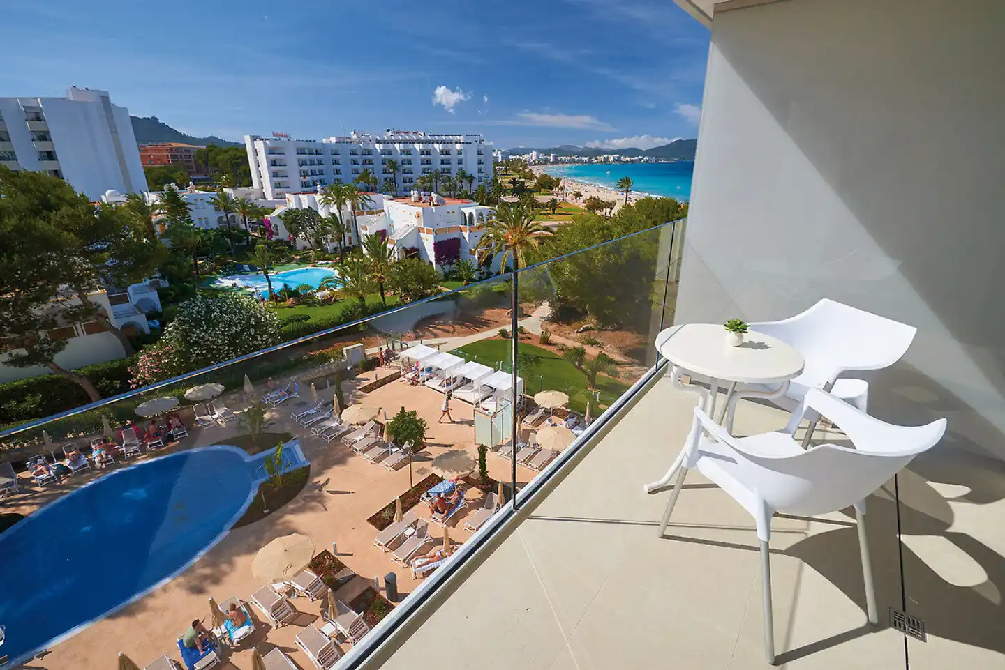 Hipotels Bahia Cala Millor Terrasse