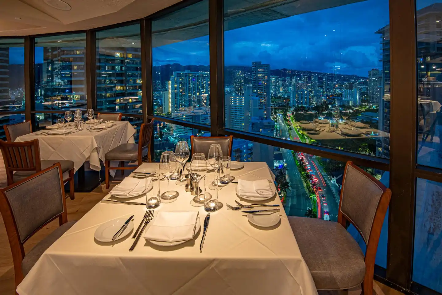Ilikai Hotel & Luxury Suites Restaurant