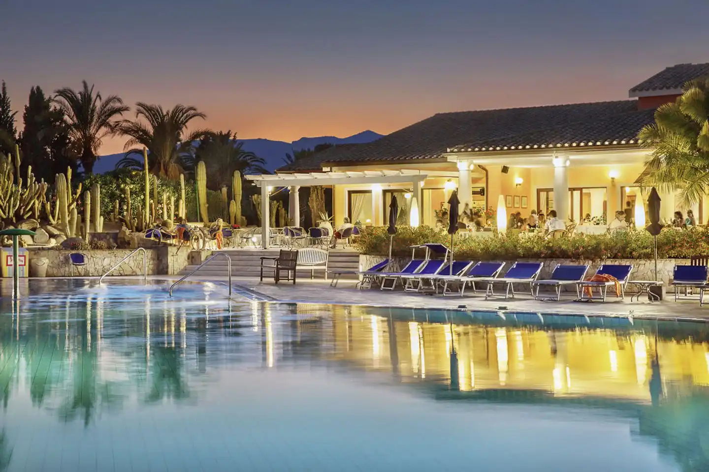 Lantana Resort Pool