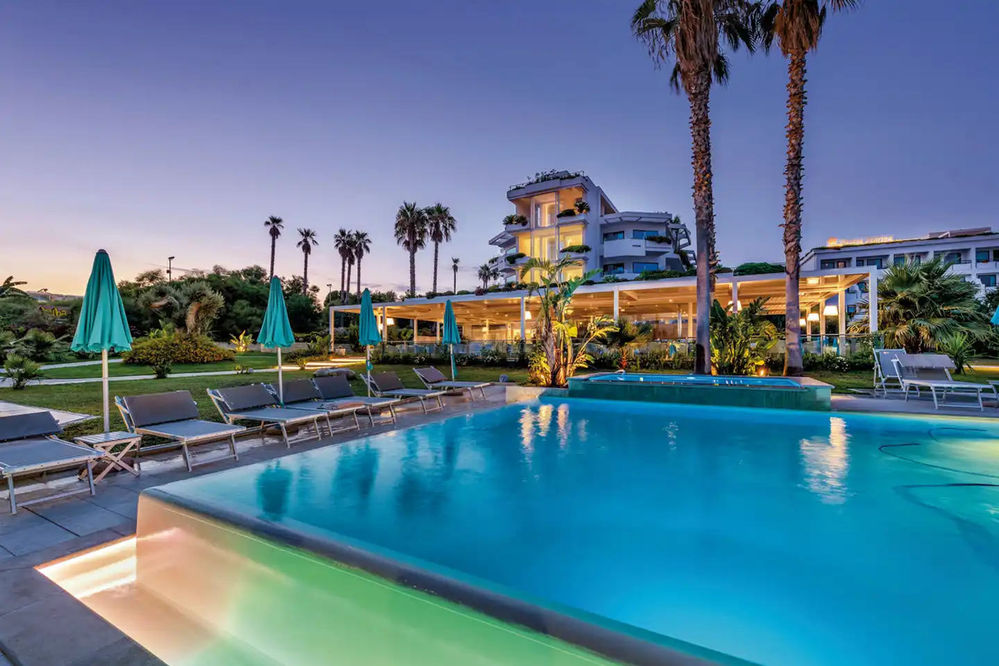 Acacia Palace Pool