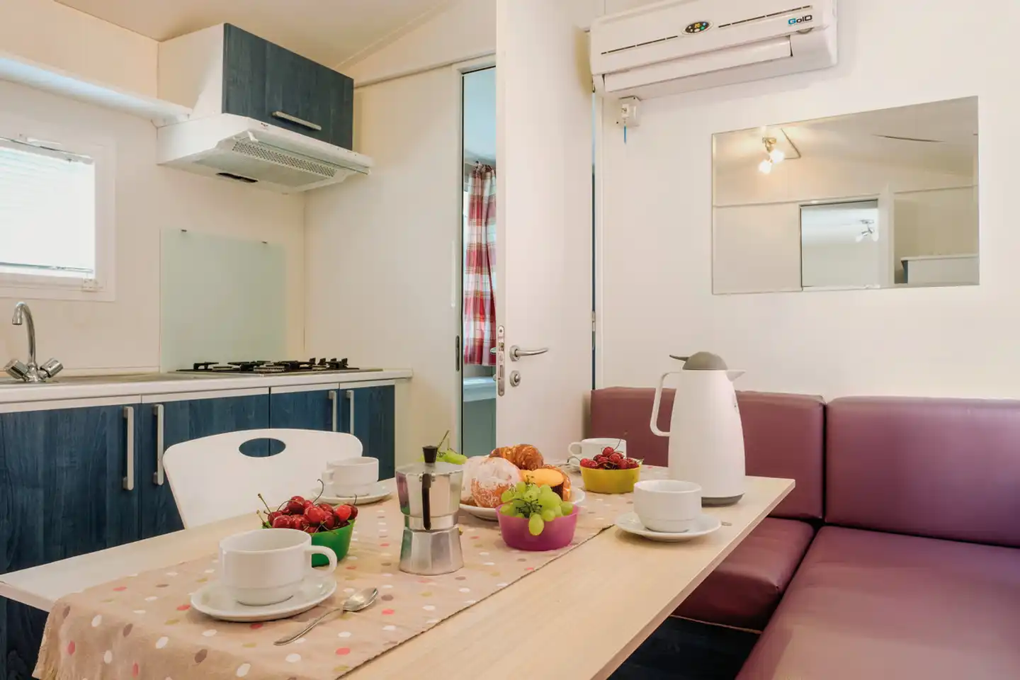 Family Camping Serenella (by Happy Camp) Wohnbeispiel