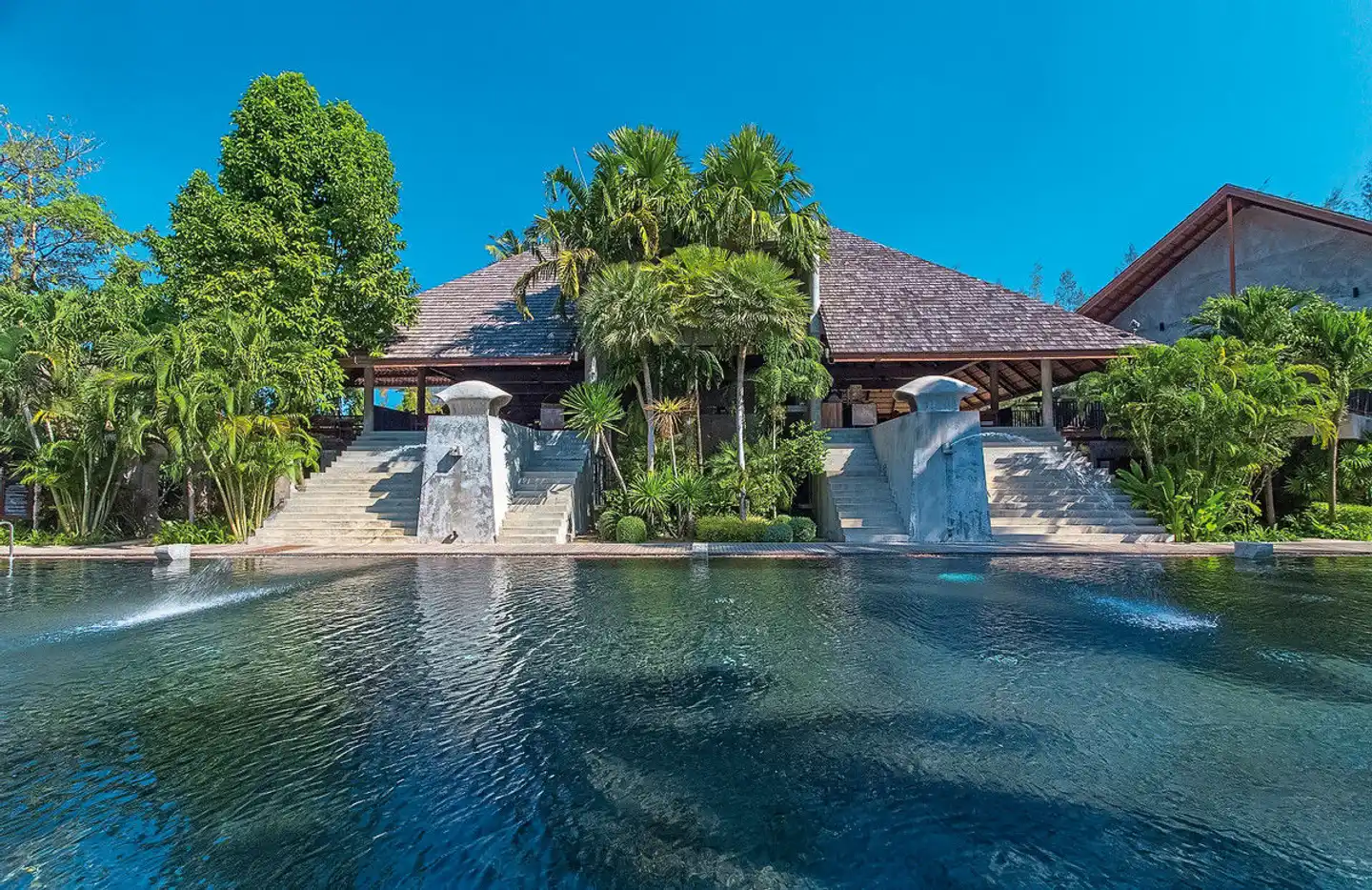 The Dewa Koh Chang Pool