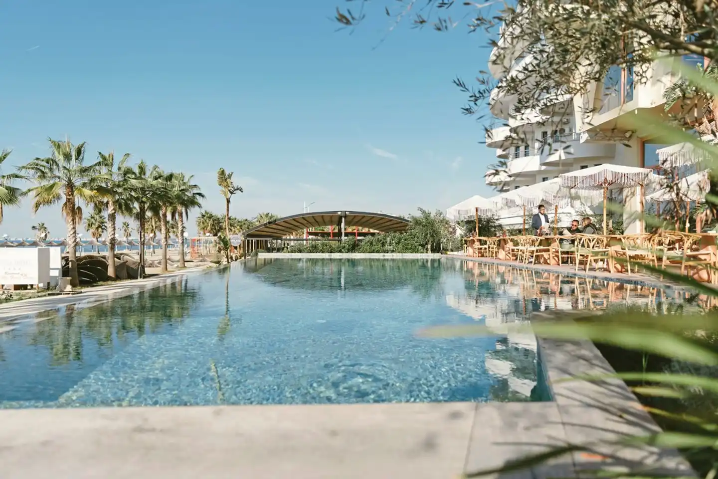 Epidamn White Sensation Pool