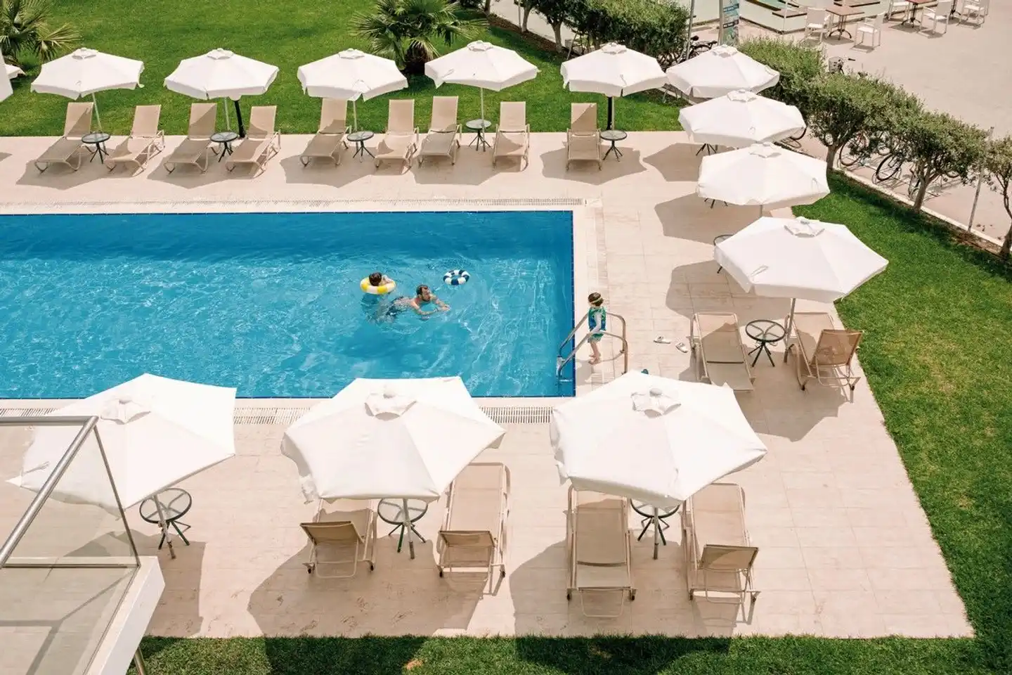 Mythos Beach Resort Modellaufnahme