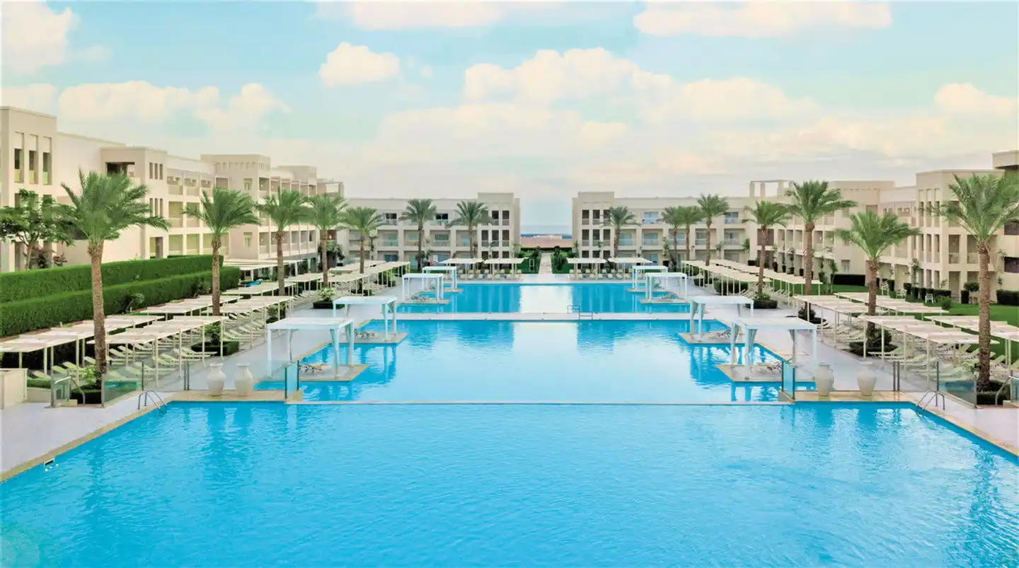 JAZ Aquaviva Pool