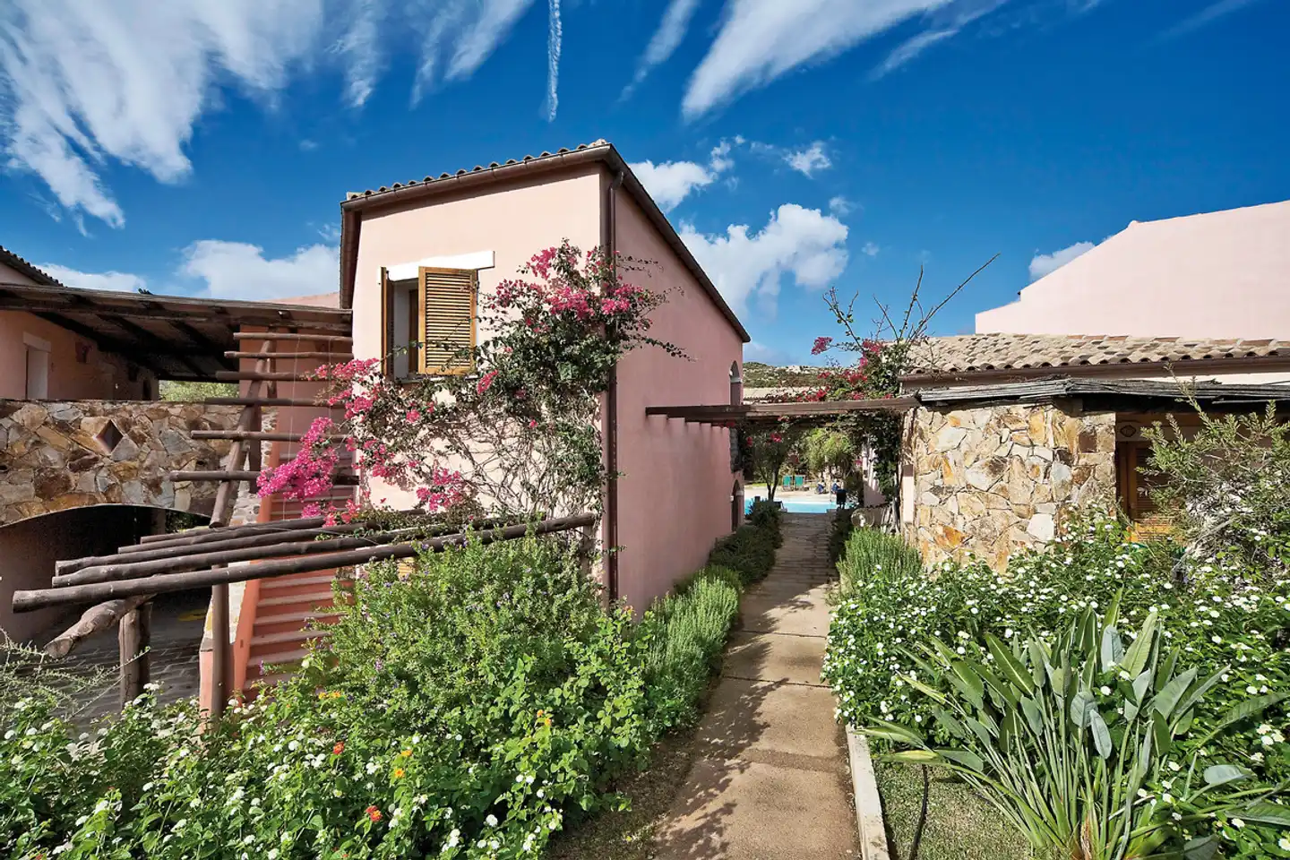Residence Cala di Falco Aussenansicht