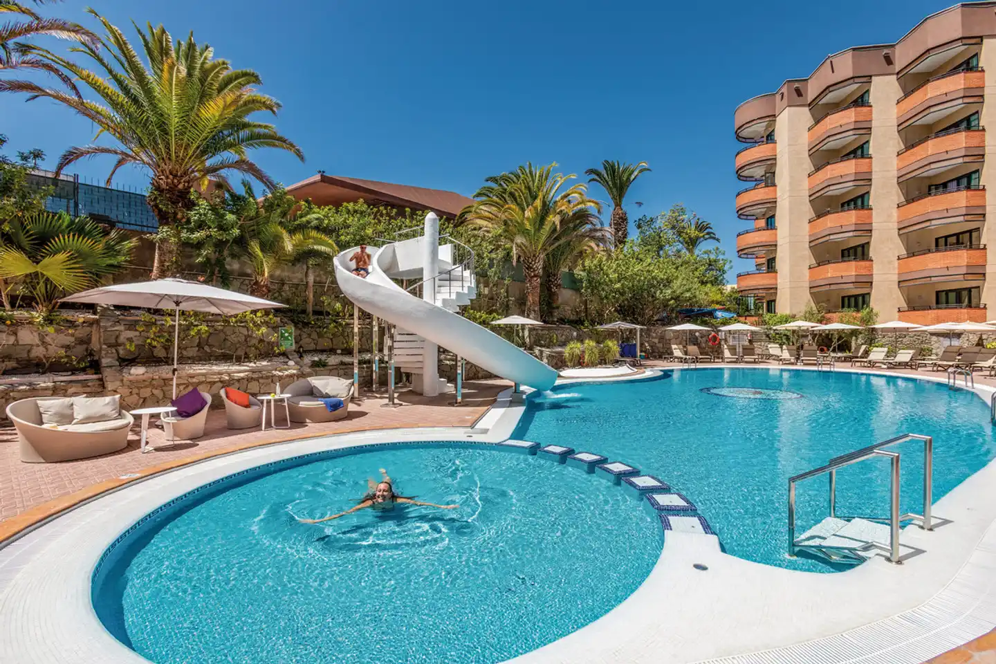 MUR Hotel Neptuno Pool