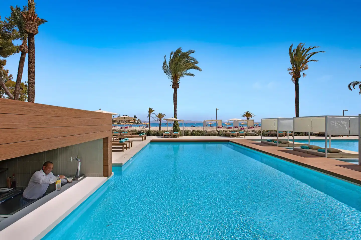 VIVA Golf Adults Only 18+ Pool