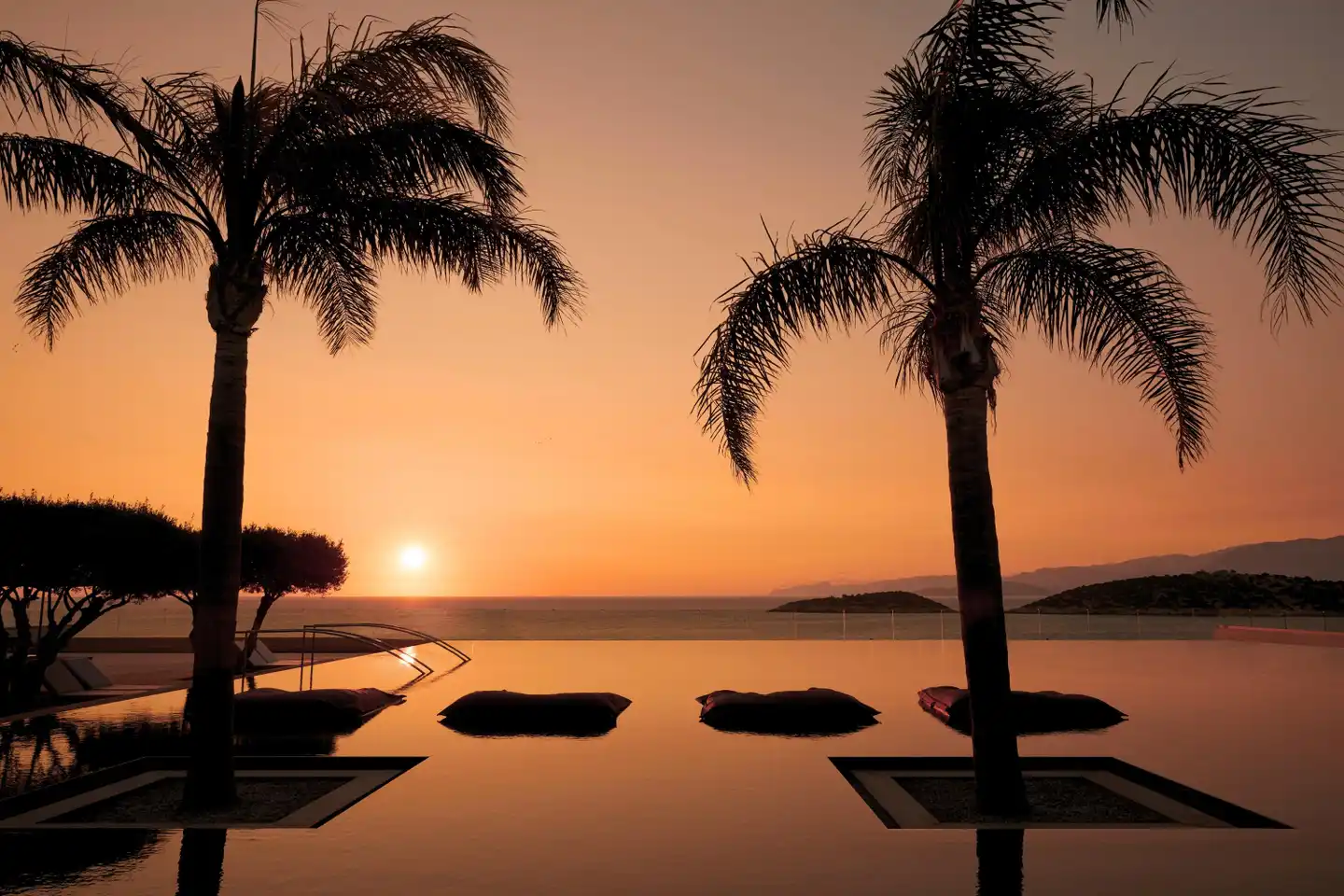 Minos Palace Hotel & Suites Pool