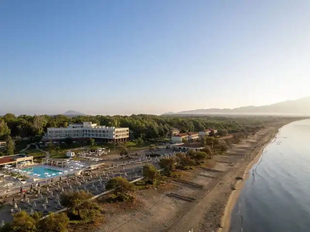 Domes Aulus Zante, Autograph Collection AERIAL