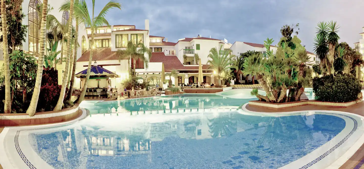 Park Club Europe Pool